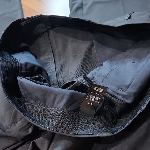 💥Brand New!💥 Greg Norman Men's Performance Slacks - SIZE 38×34 - Picture 7 of 8